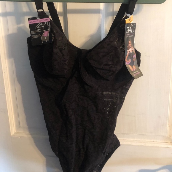 Body briefer by Bali size 36DD new with tags in black /shape wear - Picture 1 of 6